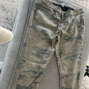 New York and Co camo jeans